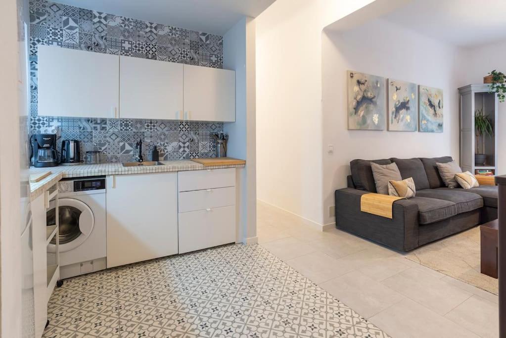 3 Bedroom Flat In Historic Centre مالقة المظهر الخارجي الصورة