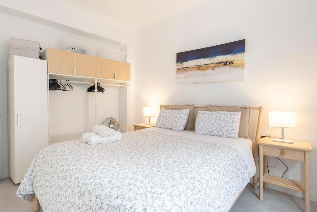 3 Bedroom Flat In Historic Centre مالقة المظهر الخارجي الصورة